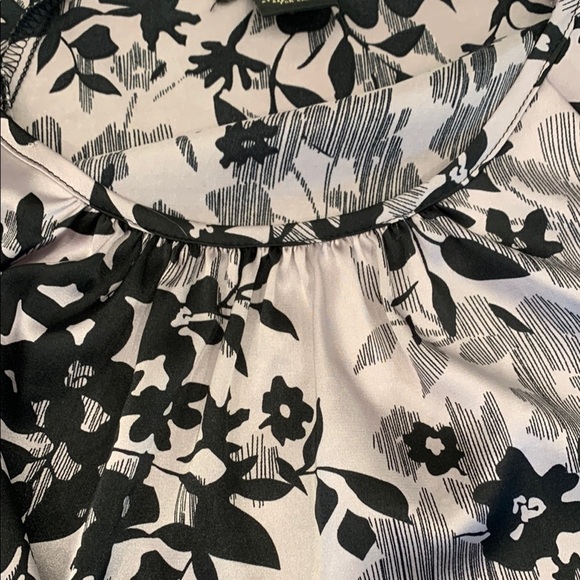 Nue Options pink and Black Relaxed Pleated Blouse - Picture 7 of 7